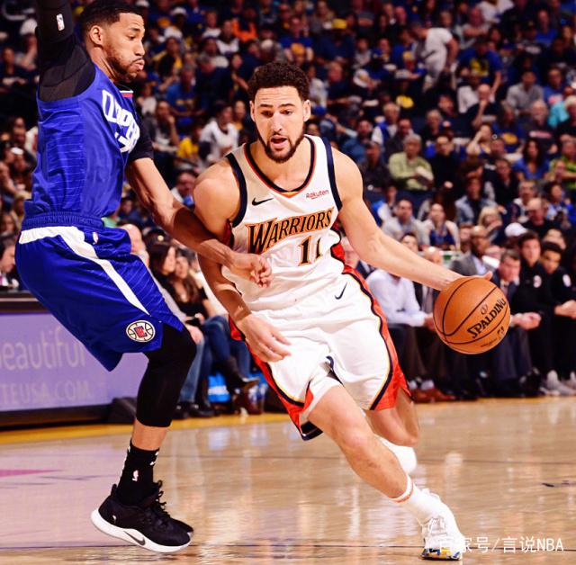 球中举足轻 球中举足轻